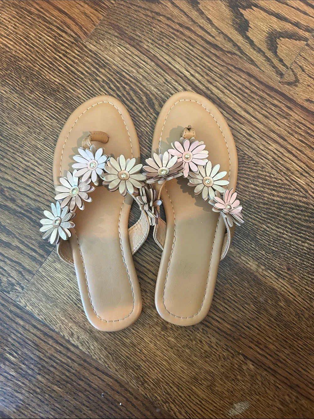 Women’s Floral Toe-Post Sandals - Tan with Pink & Cream Flowers